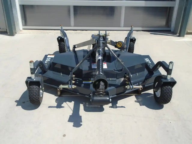 2024 Farm King Y555RC Tondeuse de finition