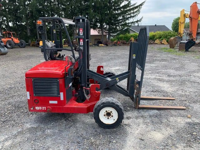 2012 Moffett M4 32.3 chariot élévateur