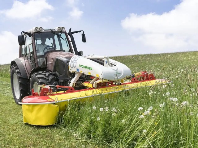 Pottinger NOVACAT 301 Faucheuse à disques