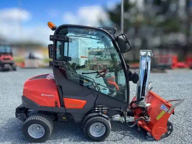 2023 Husqvarna P525DX Tondeuse frontale