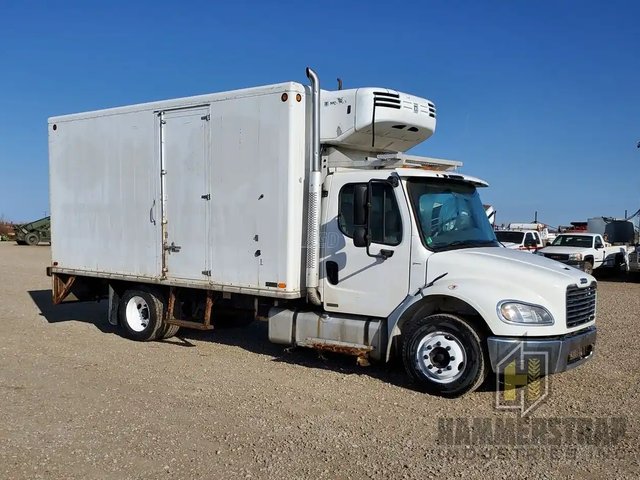 2006 Freightliner M2 106 Camion dix roues