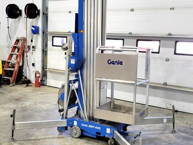 2009 Genie AWP-40S élévateur à ciseaux