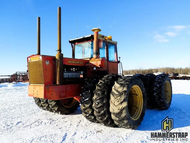 Versatile 900 Tracteur