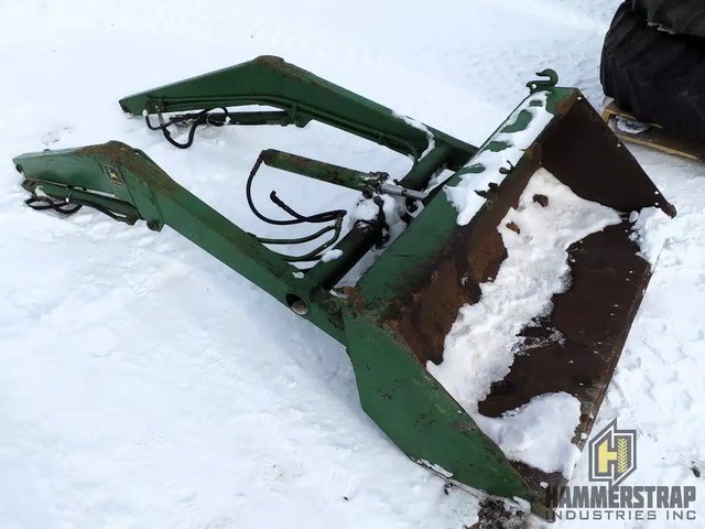 John Deere E0037 Tracteur avec chargeur