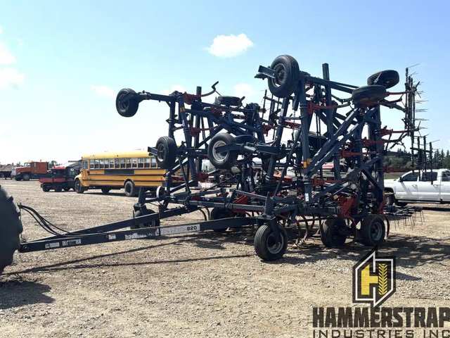 Flexi-Coil 820 Cultivateur