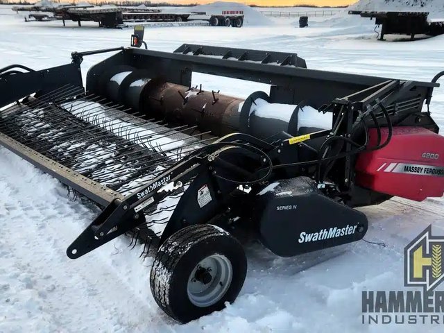 2009 Massey Ferguson 4200 Nez - Ramasseur