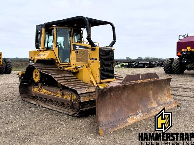 2006 Caterpillar D6N Bouteur