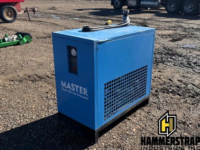 2022 MASTER AIRE MSTD 30/3.8F 135 CFM Air Refrigeration Dryer Compresseur