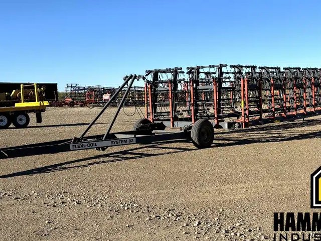 Flexi-Coil SYSTEM 82 Herse