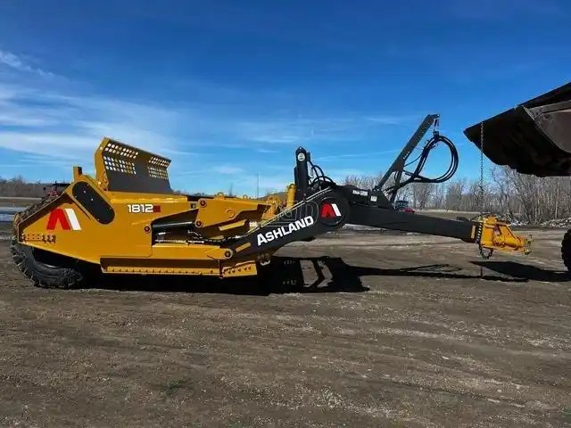 2025 Ashland 1812E Gratte - Trainée