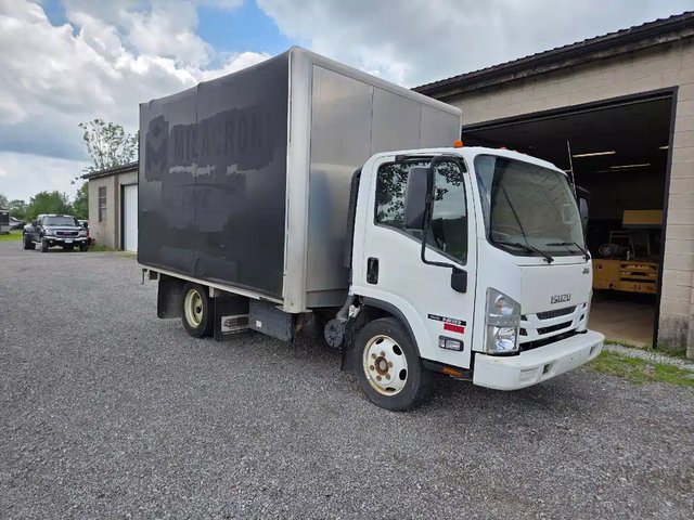 2019 Hino NRR Camion - Plateforme
