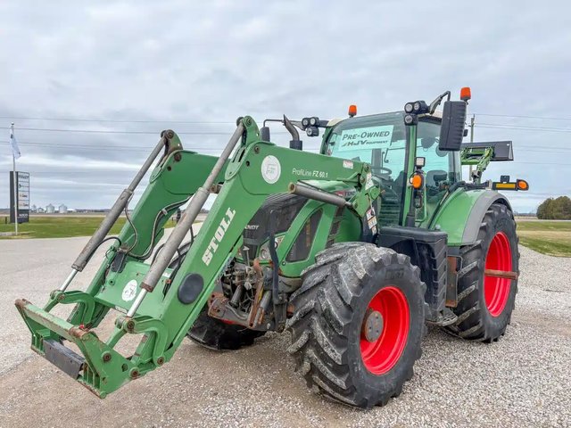 2015 Fendt 718 VARIO Tracteur