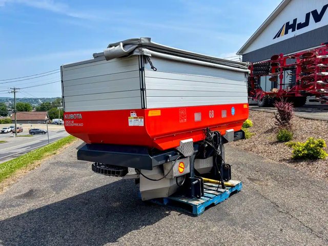 2015 Kubota DSX-W GEOSPREAD épandeur à engrais