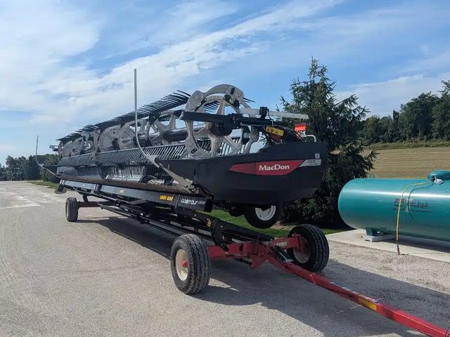 2022 MacDon FD235