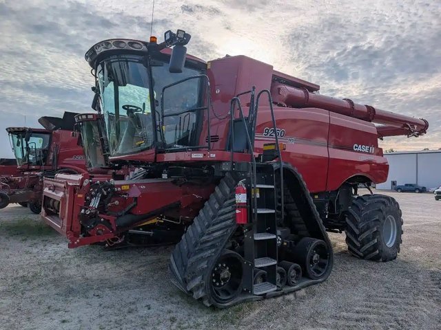 2024 Case IH 9250 Batteuse
