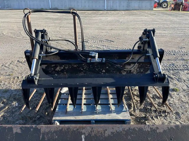 2020 Horst Welding 84 INCH Grappin