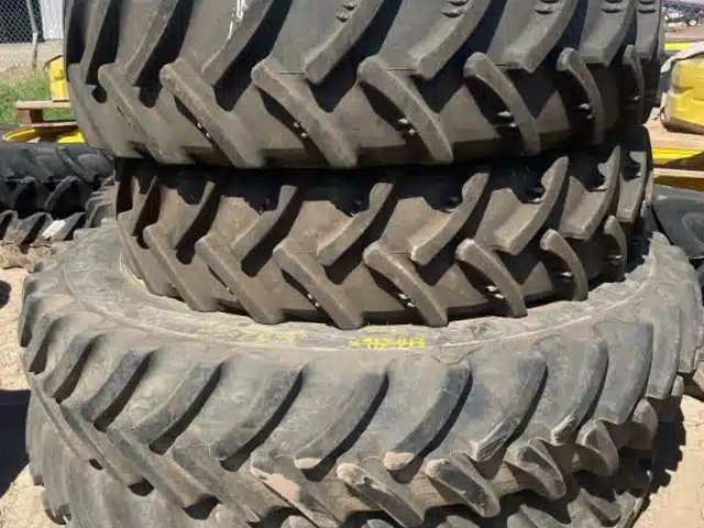 Alliance 380/54 380/3 Pneus