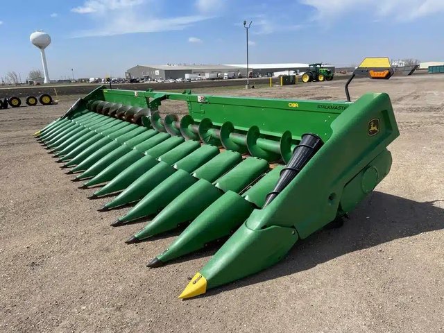 2021 John Deere C18R Nez - Maïs