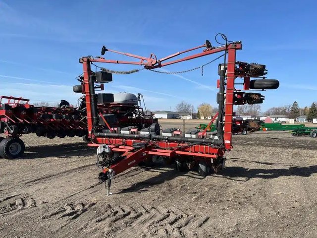1999 Agco White 6122 Planteur