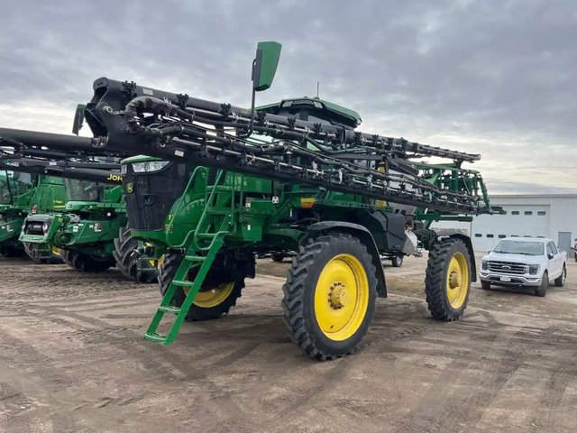 2023 John Deere 412R Arroseur - Automoteur