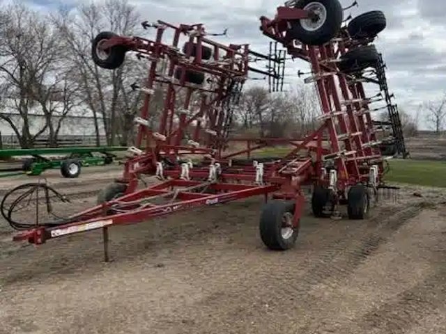 Wil-Rich QUAD 5 Cultivateur
