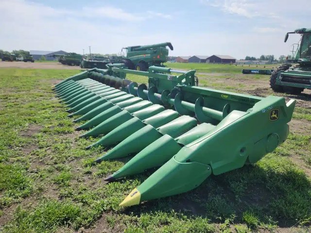 2024 John Deere C18F Nez - Maïs