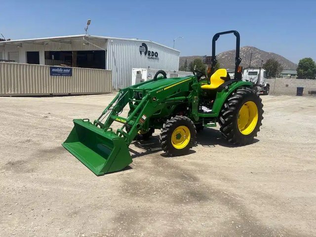 2026 John Deere 4052R Tracteur