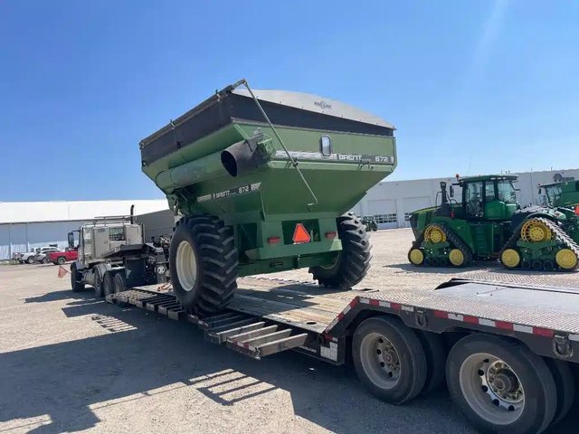 2001 Brent 672 Chariot à Grain