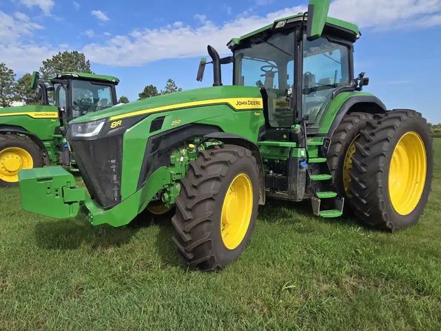 2025 John Deere 8R 250 Tracteur