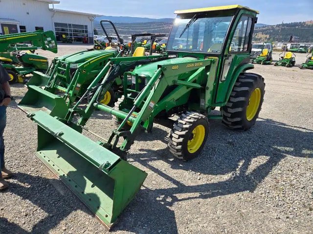 2004 John Deere 4710 Tracteur
