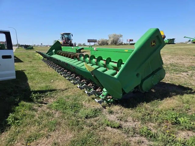 2024 John Deere C18R Nez - Maïs