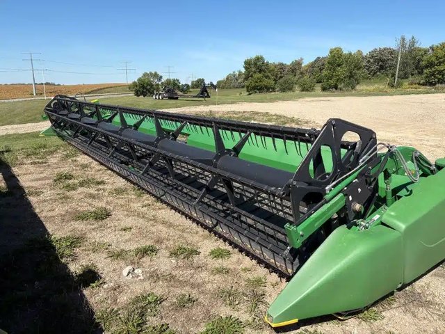 2014 John Deere 635FD Nez - Toile/Tapis