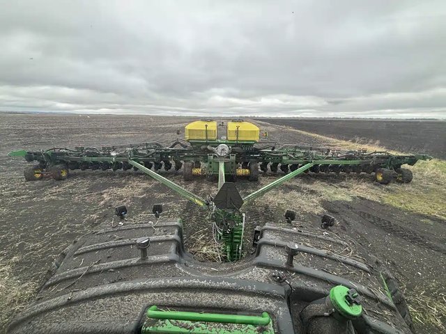 2024 John Deere DB66 Planteur
