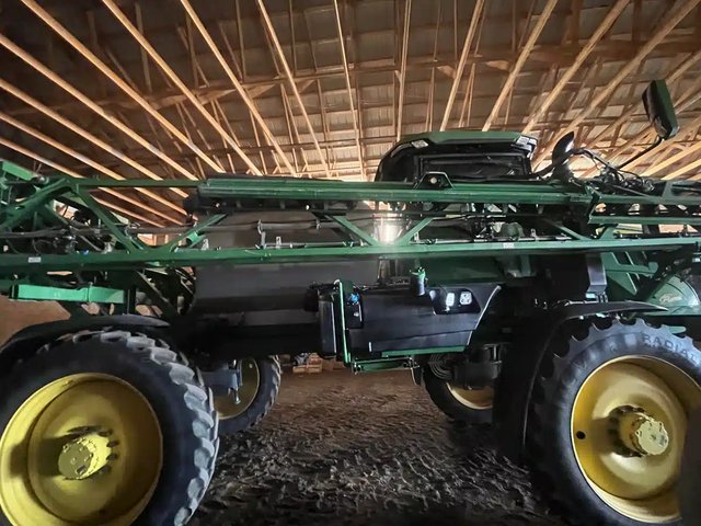 2022 John Deere 412R Arroseur - Automoteur