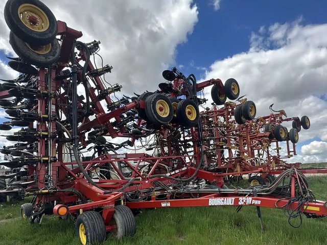 2009 Bourgault 3310-55 Semoir à air