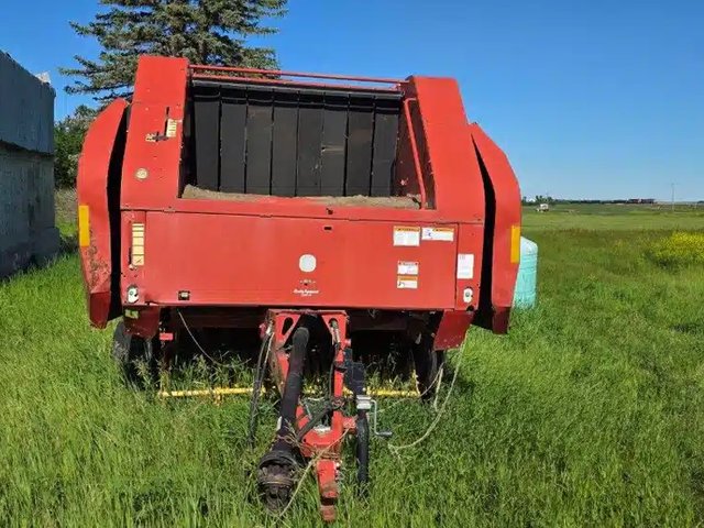 2005 New Holland BR780 Presse à Balle Ronde