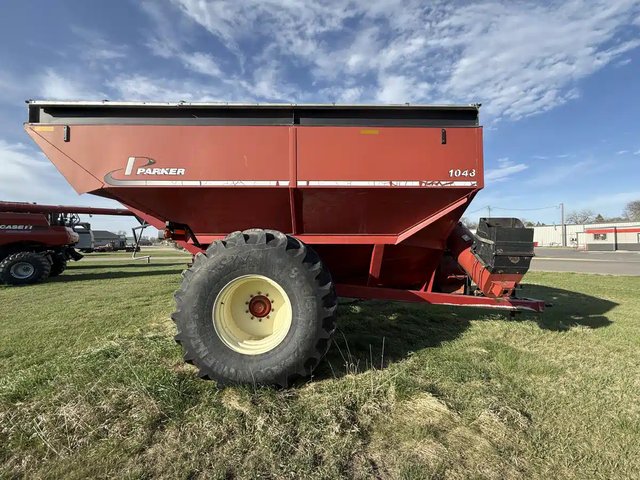 2011 Parker 1048 Chariot à Grain