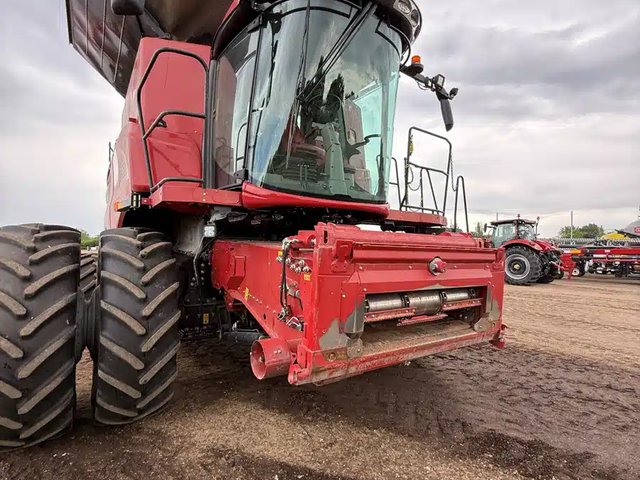 2024 Case IH 8250 Batteuse