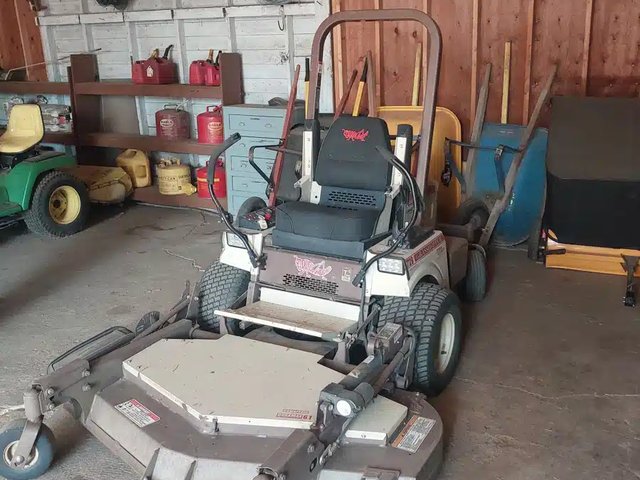 2017 Grasshopper 729 Tondeuse à rayon de braquage zéro