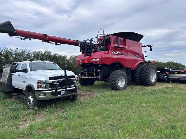 2024 Case IH 8250 Batteuse