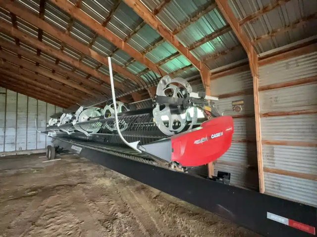 2025 MacDon FD240