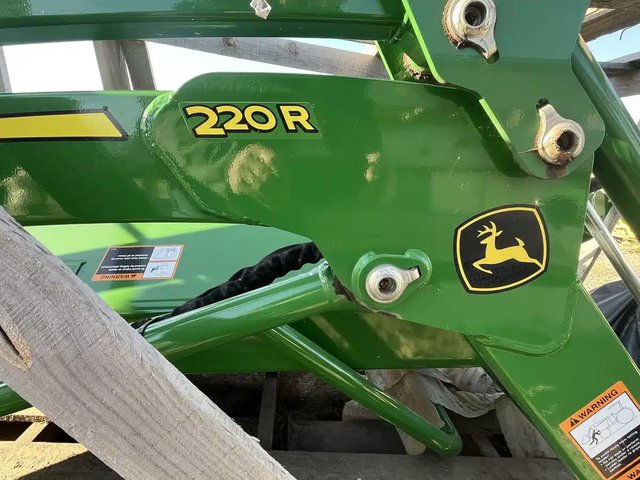 2022 John Deere NEW 220R Tracteur
