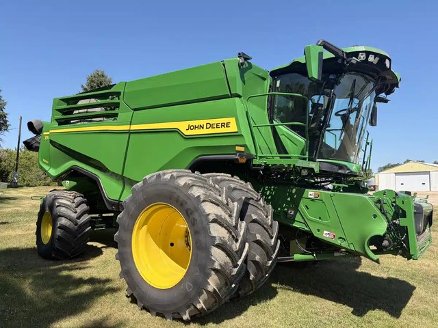 2025 John Deere X9 1000 Batteuse