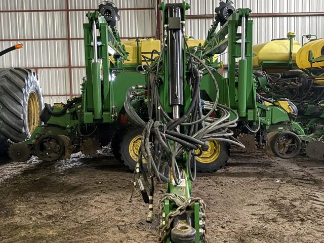 2024 John Deere DB60 Planteur
