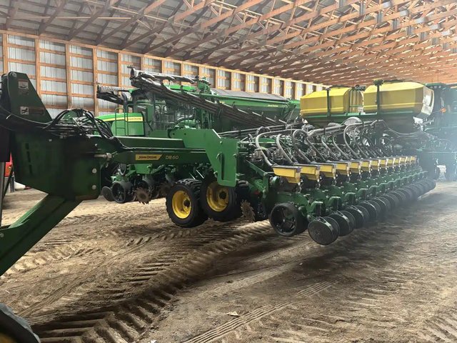 2024 John Deere DB60 Planteur