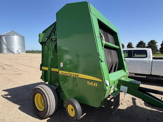 2007 John Deere 568 Presse à Balle Ronde