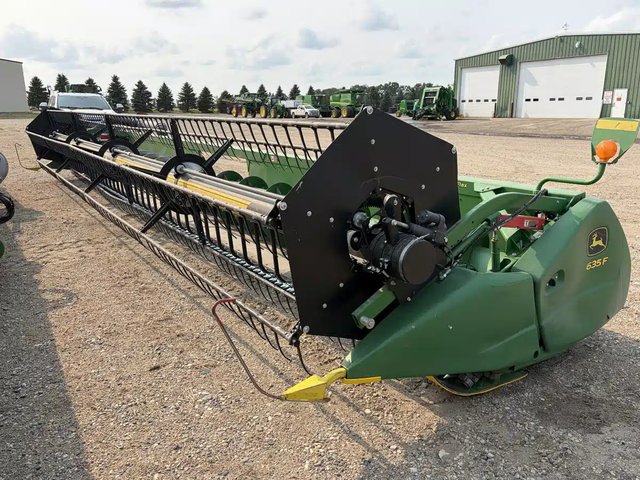 2022 John Deere 635 Header - Flex