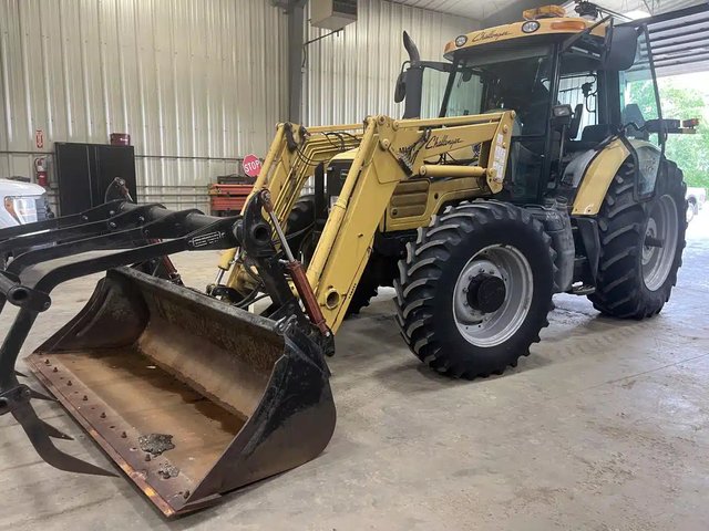 2013 Challenger MT545B Tracteur