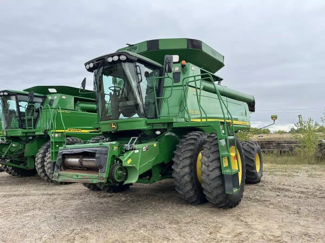 2010 John Deere 9770 STS Batteuse