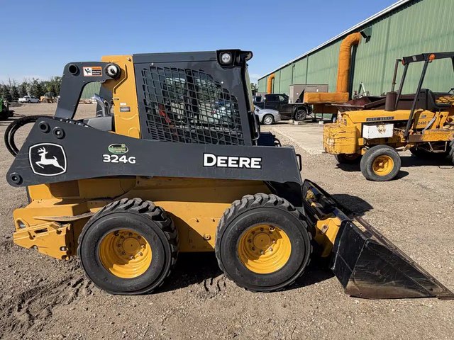 2019 John Deere 324G chargeuse à direction à glissement